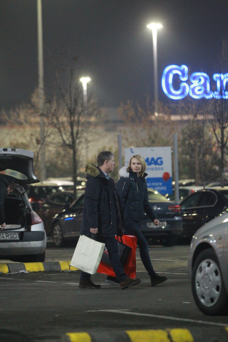 După sesiunea de cumpărărturi, George Scripcaru și Daniela Kasper, ”Regina imobiliarelor de sub Tâmpa”, au înnoptat în același hotel