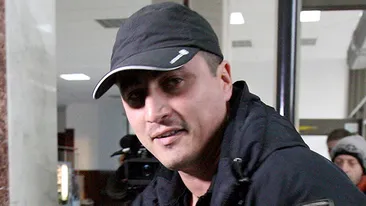 VIDEO Imagini pe care nu le-ai mai văzut până acum! Sărut pasional între Elodia Ghinescu şi Cristian Cioacă!