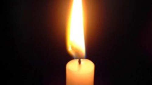 Un profesor român iubit de toţi elevii a fost găsit mort în casă! Cum l-a descoperit fiul său
