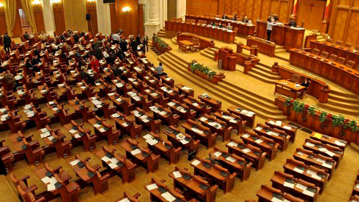 Parlamentul A RESPINS referendumul propus de Traian Băsescu