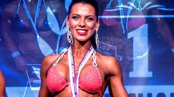 Miss Univers la culturism, izolată la domiciliu în Italia de aproape o săptămână