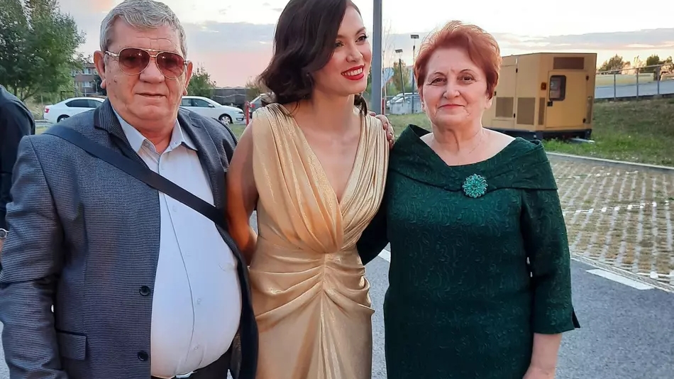 Părinții Ancăi Dumitra din Las Fierbinți, copleșiți până la lacrimi! Cum au reacționat când și-au văzut fiica mireasă: „Am vrut să mă îmbăt în seara aia”