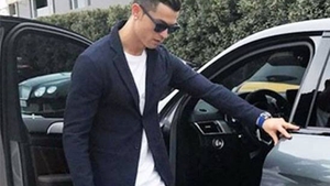 Cristiano Ronaldo face senzație pe internet. Superstarul dansează pe o melodie... românească