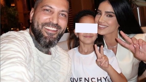 Adelina Pestrițu a semnat cu Pro TV. Bruneta se mută cu familia în Turcia pentru filmări