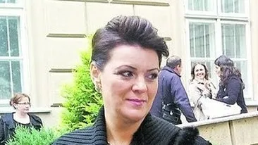 Sotia milionarului Georgica Cornu a cerut instantei ajutor public judiciar. Vrea partaj,dar nu are bani pentru taxa de timbru