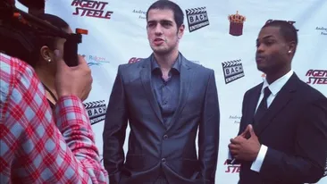 Povestea fabuloasa a romantului care a castigat la YouTube Music Awards si lucreaza cu Inna si Loredana!