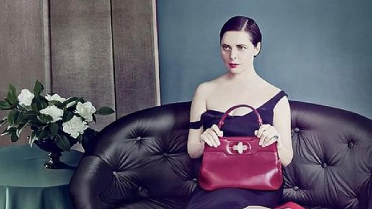 Pare o batranica obisnuita! Isabella Rossellini, de nerecunoscut fara machiaj si Photoshop!