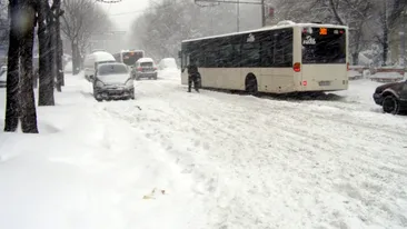 Accident grav în Capitală! Două persoane au fost rănite