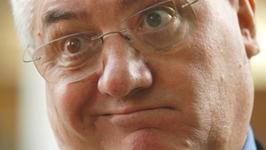 Procurorii DNA au pus sechestru pe bunurile LPF si FRF! Vezi cum a reactionat Dumitru Dragomir!