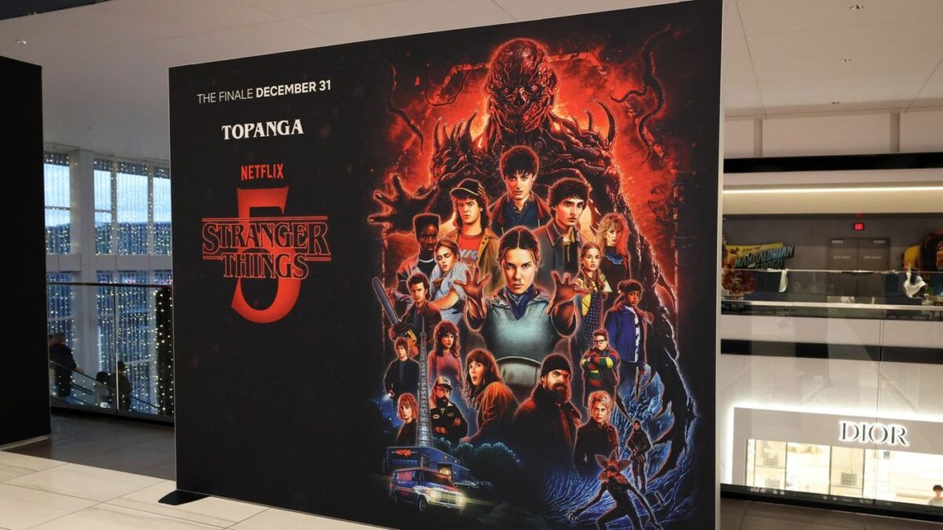 „Stranger Things” doboară record după record. Serialul aduce o reușită impresionantă și pentru Netflix