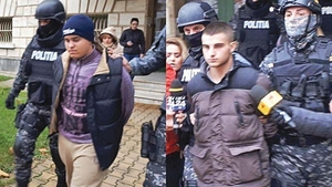 Autostopiştii criminali au petrecut trei zile după ce i-au tăiat gâtul şoferului şi i-au rănit soţia! Crima a fost premeditată, iar motivul e halucinant