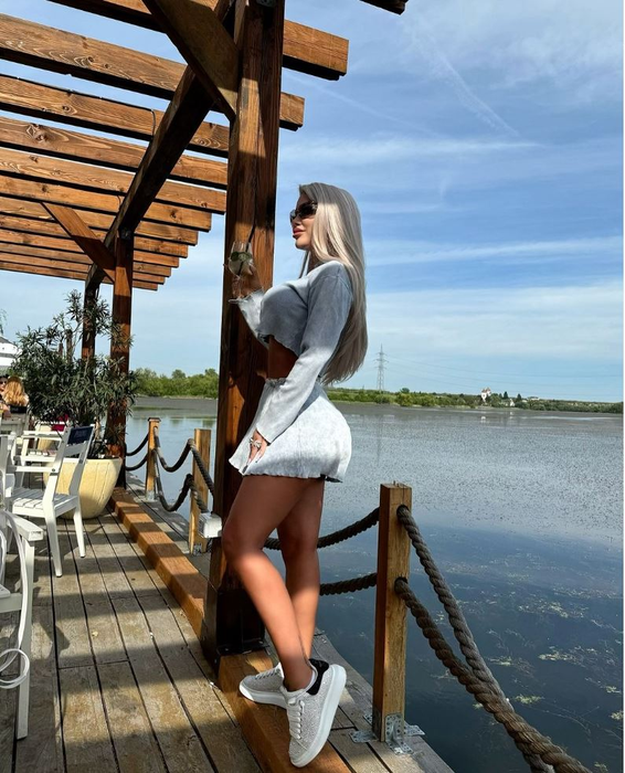 Loredana Chivu a trecut până acum prin cinci sechestre (Foto: Instagram)