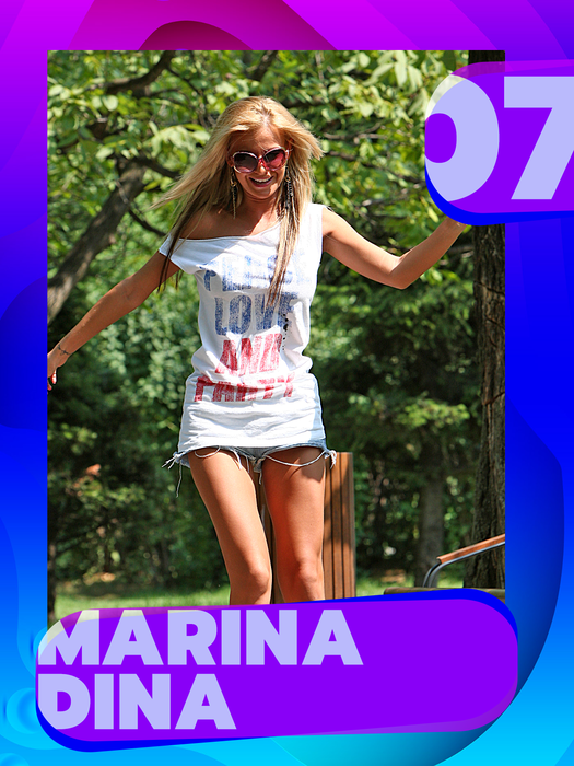 Ramona Olaru sau Delia, în TOP 25 sexy-vedete care… Iluzie optică, nu au nimic sub fustițe?!