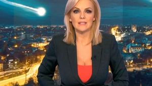 Unii cu munca, alţii cu distracţia! Oana Andoni, bolnavă la pupitrul ştirilor în timp ce Andree Esca era în Dubai
