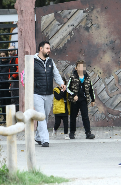 Cătălin Măruță și-a scos copiii “la aventură”, fără mască