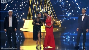 Andra și Mihaela Rădulescu au făcut senzație cu ținutele lor în a treia Semifinală "Românii au talent",sezonul 8