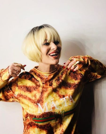 Delia, schimbare radicală de look! N-ai mai văzut-o niciodată aşa