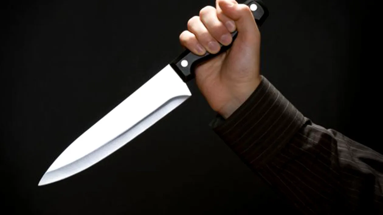 TRAGEDIE! O femeie a fost ucisa cu mai multe lovituri de cuţit pe o strada din Slatina