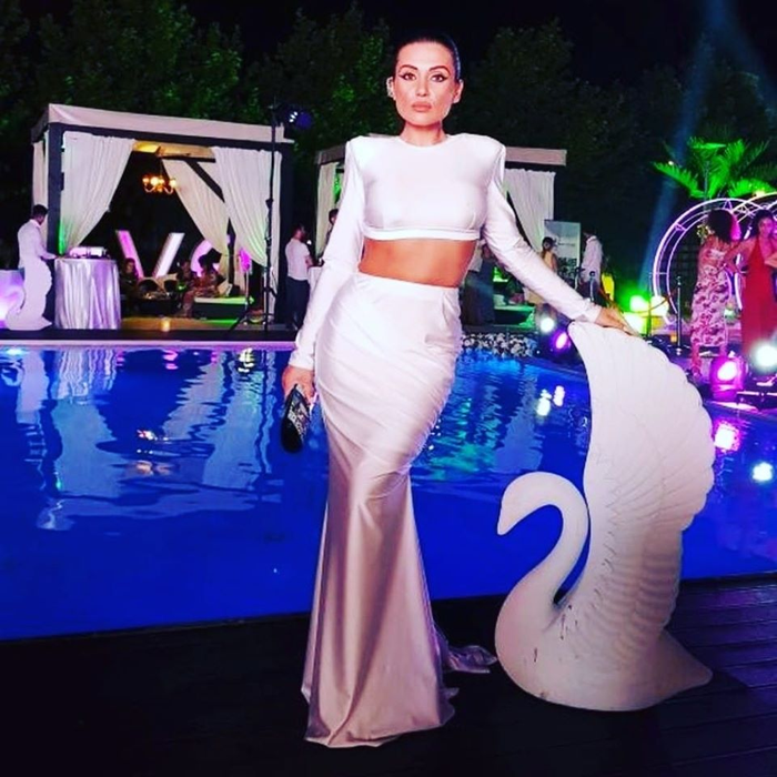 Bianca Rus s-a transformat într-o adevărată bombă sexy în ultimele luni