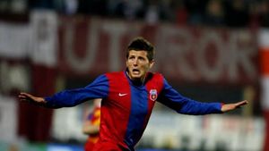 Îl mai țineți minte pe Cyril Thereau? Fostul fotbalist al Stelei și al lui Anderlecht duce o viață de nabab. Are Ferrari, dar și o soție “bombă”! Imagini HOT cu actrița actrița din SUA cu care s-a căsătorit | Galerie FOTO