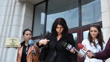 Reacţia OFICIALĂ a directoarei FLORI DINU după ce a fost acuzată de un medic că a dat şpagă: Nu mă văd vreodată în viaţă...