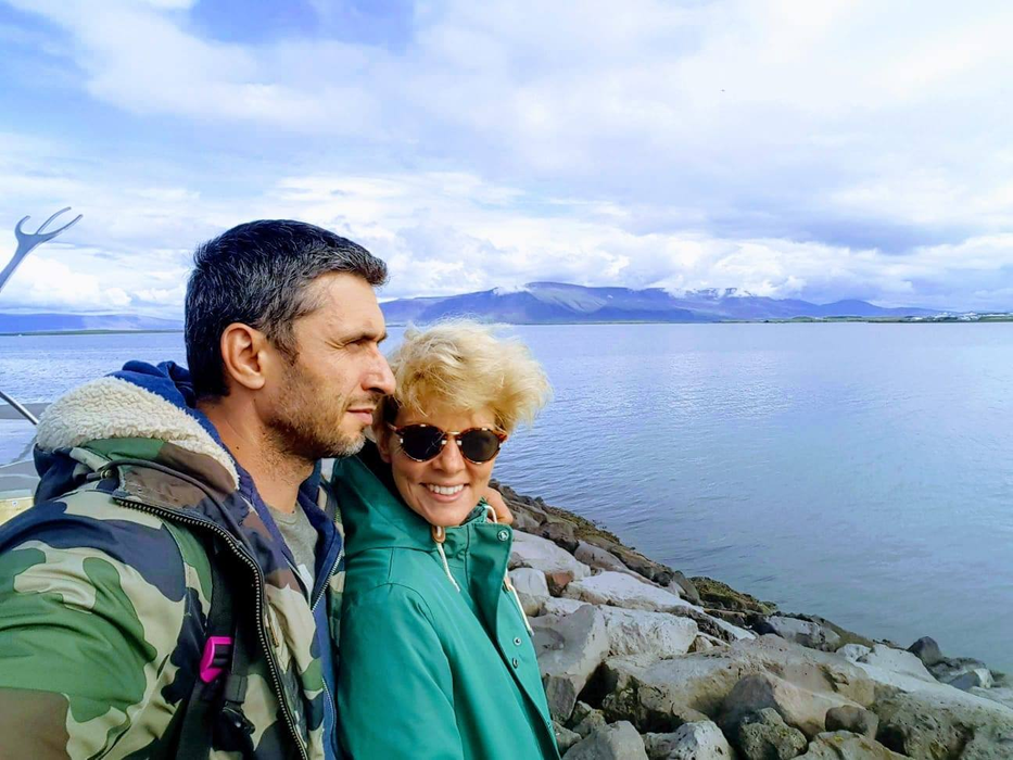 Dana Nălbaru, umilită după ce s-a fotografiat fără machiaj: “Arată ca dracu’!” Fanii i-au sărit imediat în apărare