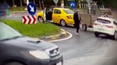 Scandal monstru la Călugăreni: Un interlop a atacat, în plină stradă, o polițistă!