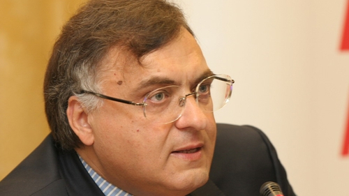 Casa lui Adamescu, perchezitionata mai bine de sapte ore! Procurorii au plecat cu bratele pline din vila omului de afaceri