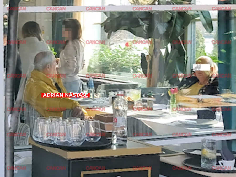 Adrian Năstase și soția au ieșit împreună de Ziua Femeii