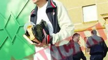 Rapperul Sisu, filmat cu tehnica speciala de o politista sub acoperire