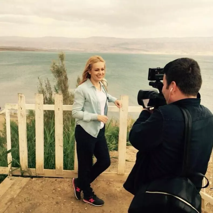 Imagine rară cu Simona Gherghe de la începutul carierei sale la Antena 1. Cum arăta în urmă cu 24 de ani
