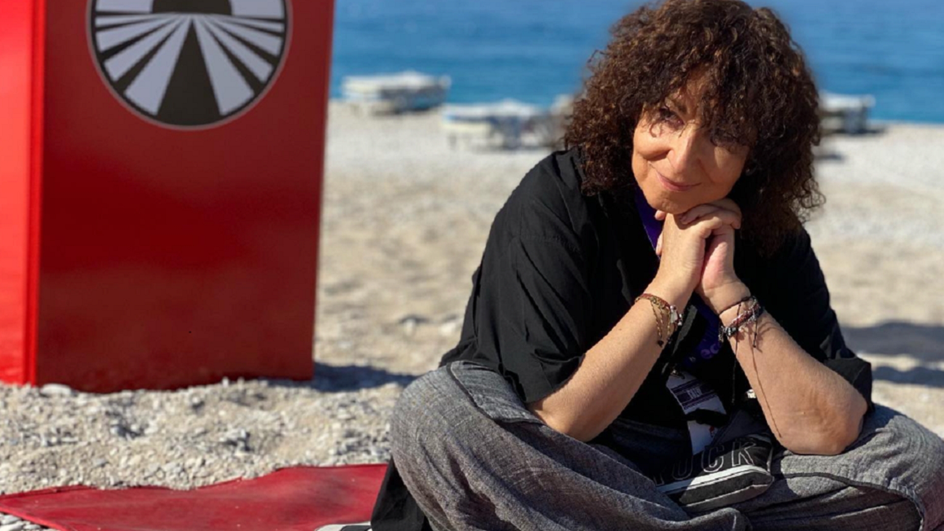 Ce lucra Mona Segall, de la America Express, pe vremea comuniștilor. A avut intrare în televiziune de la vârste fragede