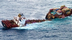 NAUFRAGIU pe lacul Titicaca din Bolivia: Cel puţin 11 persoane au murit