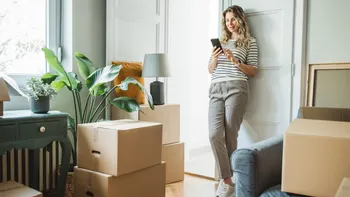 Calcul complet. Cât te costă să locuiești singur într-o garsonieră în 2026: București VS provincie