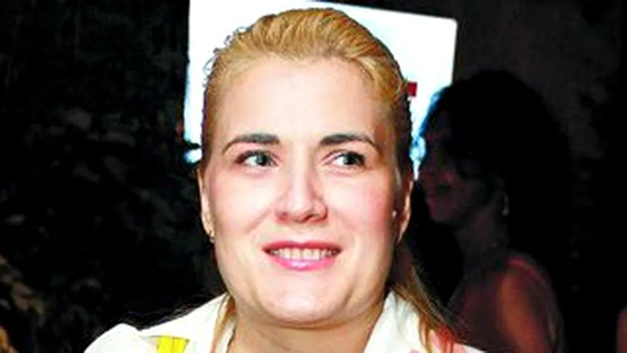 Liana Stanciu: Radioul e ca un partener de viata serios si fidel, iar televiziunea e ca un amant, care te vrea mai mult aranjat si ferchezuit, conteaza mai putin ce spui