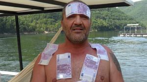 E definitiv! Nelson Mondialu' a ramas fara sceptrul buclucas, iar prietenul lui risca ani grei de puscarie!