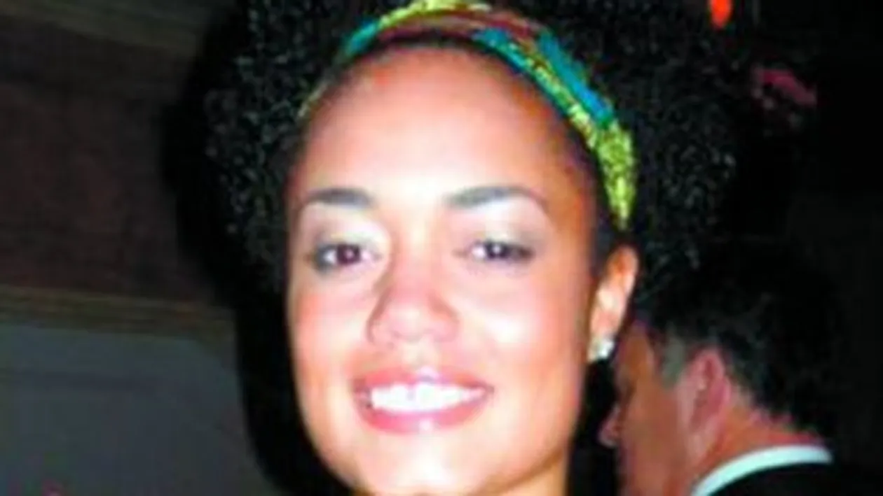 Obama, acuzat ca si-a inselat nevasta