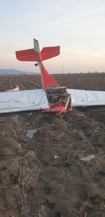 El este pilotul mort în accidentul aviatic din Arad. Ce spuneau prietenii despre el
