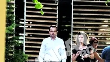 Gadea recidiveaza - a iesit din nou in oras cu una dintre frumoasele lumii. Pranz prelungit cu manechinul Diana Dondoe