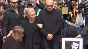Ce i-au pus părinții lui Răzvan Ciobanu în sicriu, la picioare. Au fost obligați pentru a-l putea îngropa
