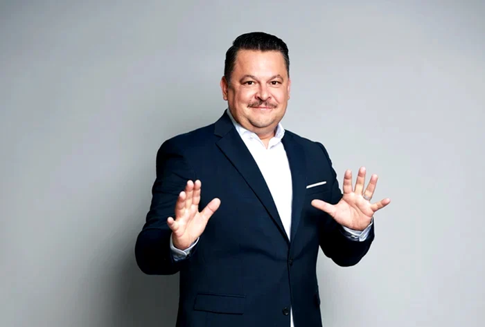 Cum arată casa de lux a lui Mihai Bobonete? ”Bobiță” din Las Fierbinți nu o duce rău deloc