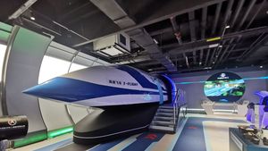 CFR, ce zici de asta? Cum arată trenul care sfidează orice lege a fizicii. Doar avionul poate ține pasul cu el