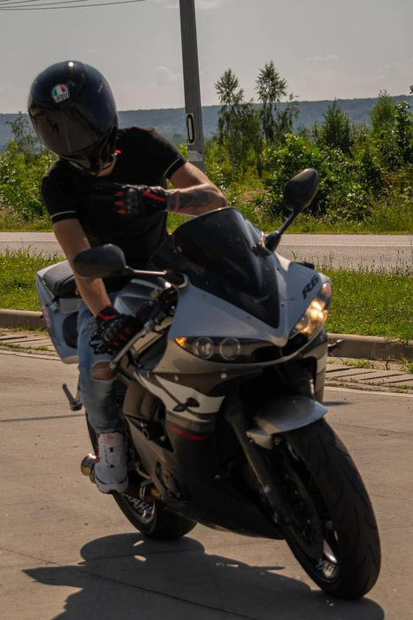 El este tânărul care a murit în accident, fără să aibă vreo vină. Foto: Facebook