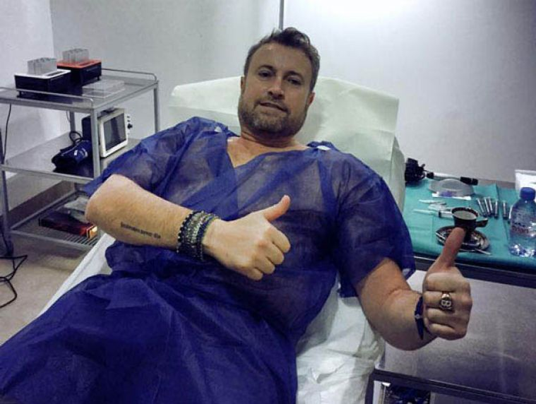 Cătălin Botezatu, din nou la spital
