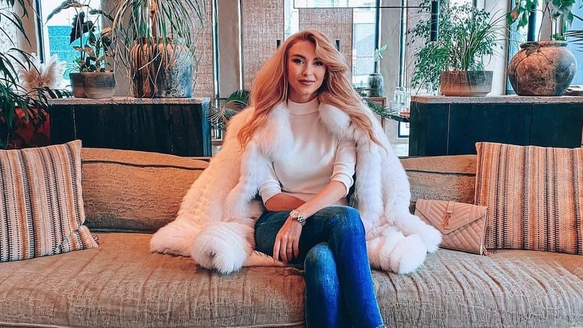Andreea Bălan, despre bătăile încasate de la tatăl său! Mărturisiri dureroase din adolescență.  „Copilul nu trebuie bătut”