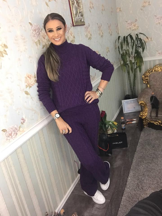 Anamaria Prodan:”Costumele populare ale Ionelei Prodan nu se vând și nici nu se dau”