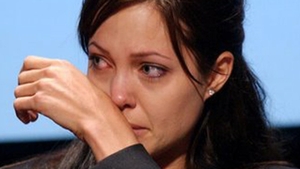 Gestul pe care l-a facut Angelina Jolie fata de Brad Pitt, dupa ce si-a taiat sanii. "Ce iubita ar face acest lucru?"