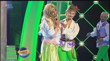 Nu ai s-o recunoşti! Oana Ioniţă, cu mustaţă şi îmbrăcată în izmene, la Dansez