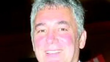 Senatorul Marinescu o acuza pe secretara lui Videanu ca i-a furat tablourile