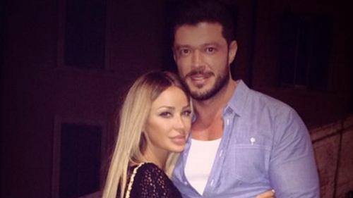 Bianca Dragusanu l-a imblanzit pe Victor Slav! In ce postura a putut sa-l fotografieze